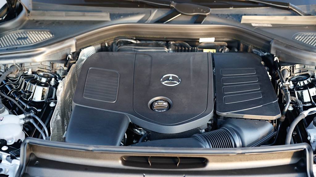 Thumbnail: 2026 Mercedes-Benz GLC - 9