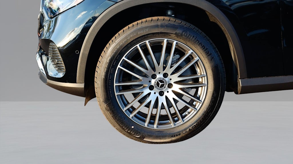 Thumbnail: 2026 Mercedes-Benz GLC - 8