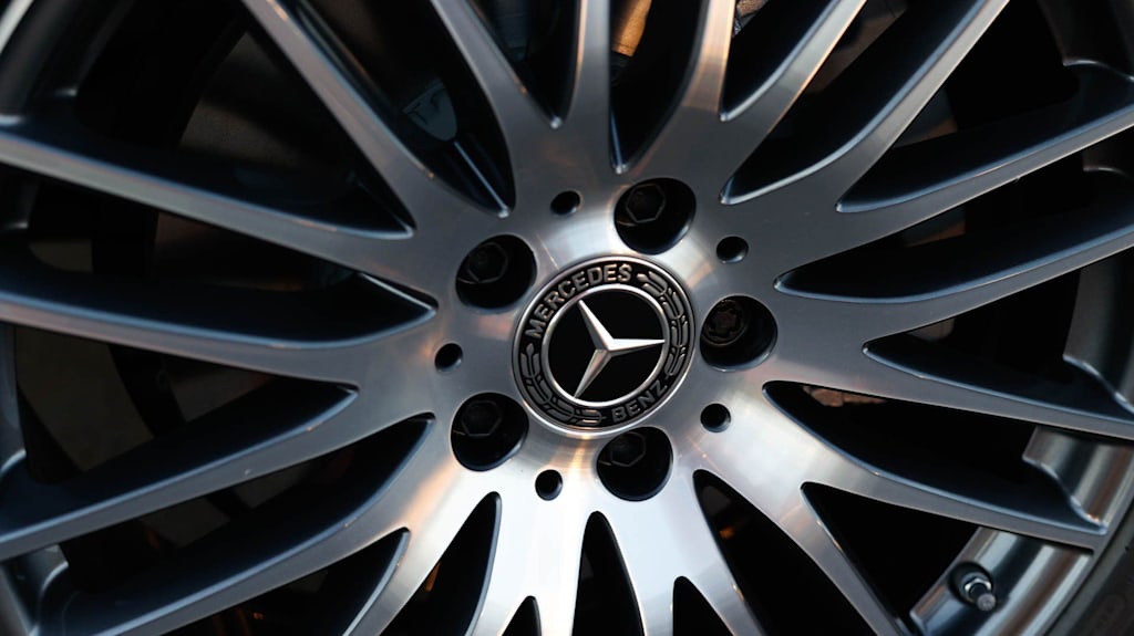 Thumbnail: 2026 Mercedes-Benz GLC - 27