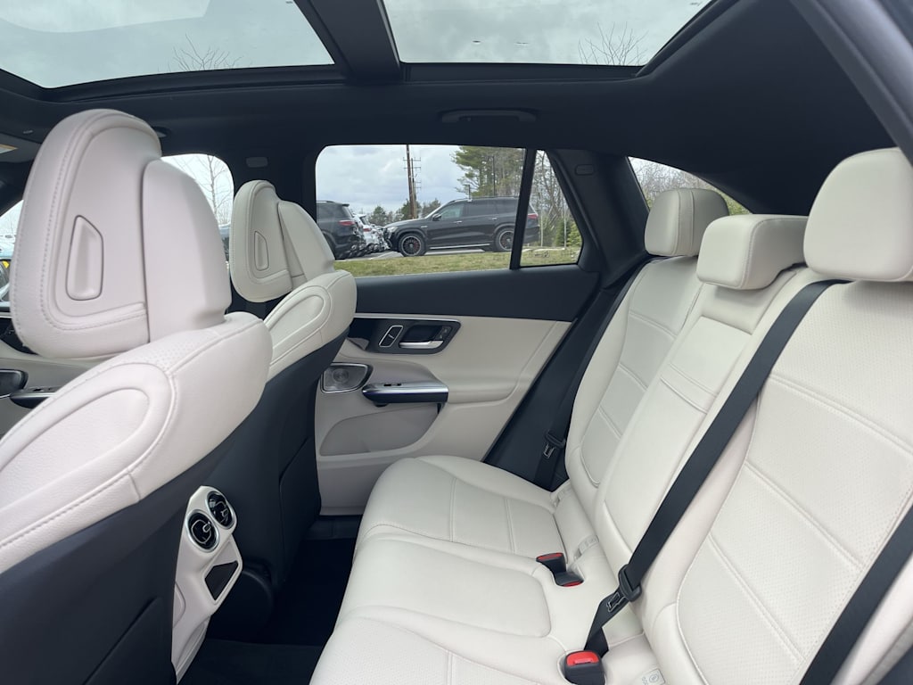 Thumbnail: 2026 Mercedes-Benz GLC - 24