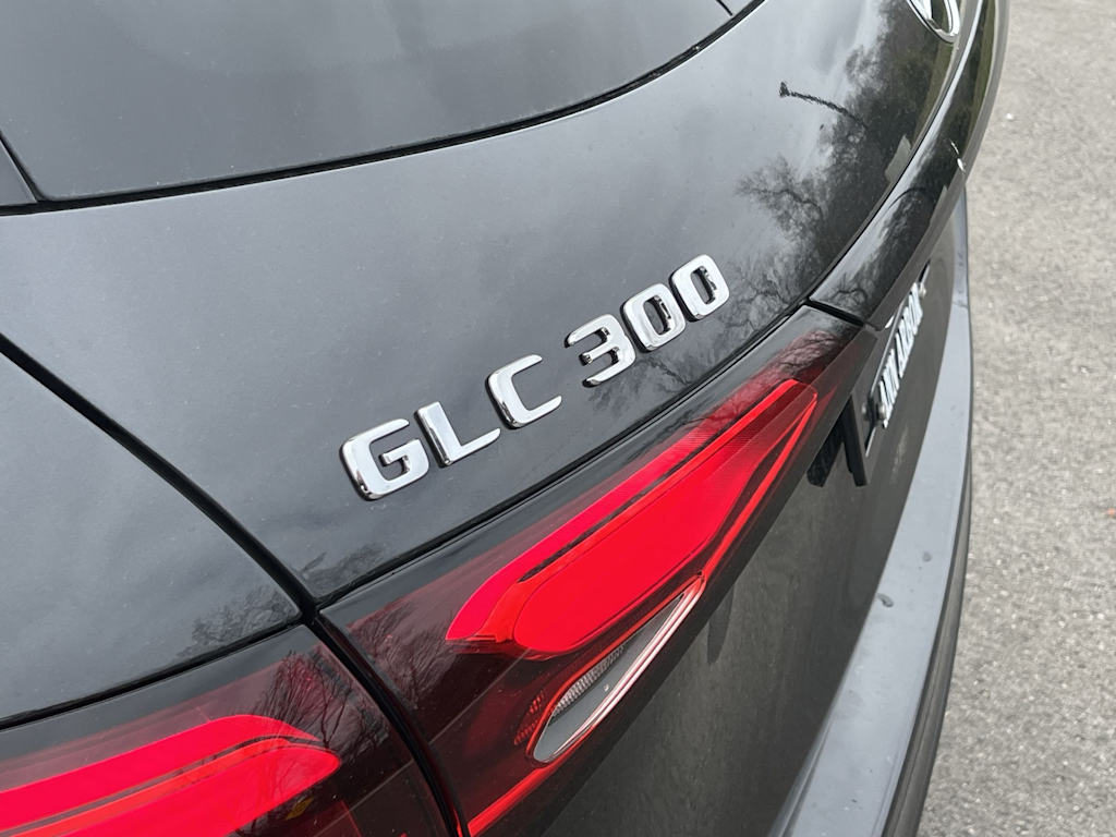 Thumbnail: 2026 Mercedes-Benz GLC - 27