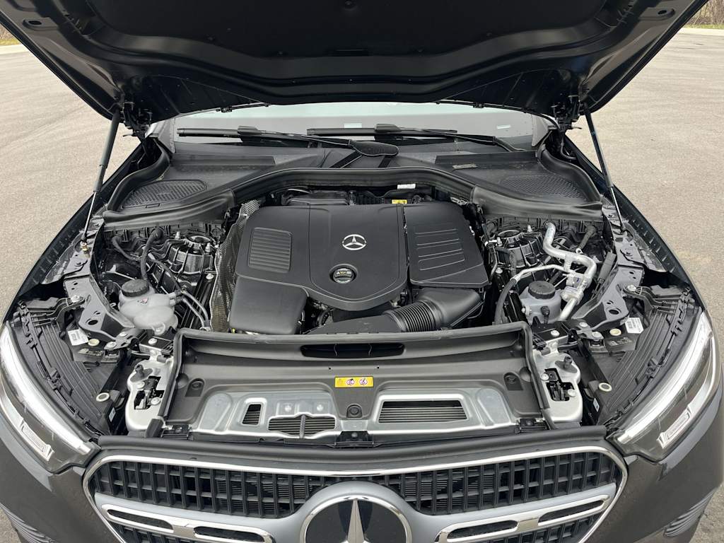 Thumbnail: 2026 Mercedes-Benz GLC - 9