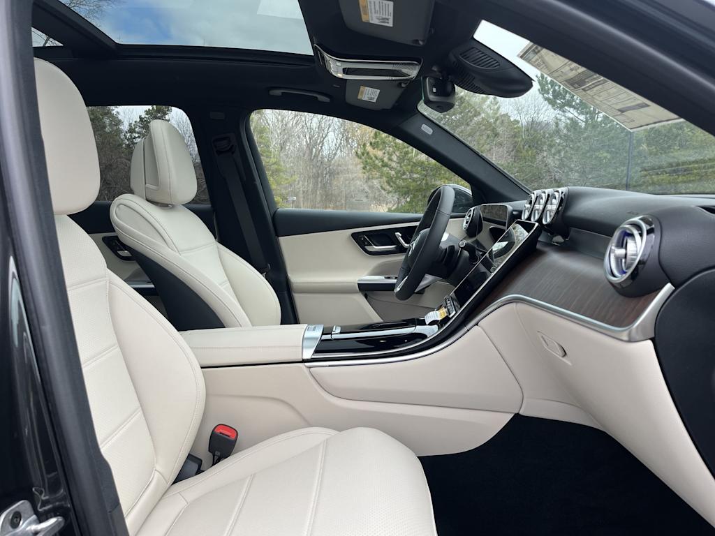 Thumbnail: 2026 Mercedes-Benz GLC - 12