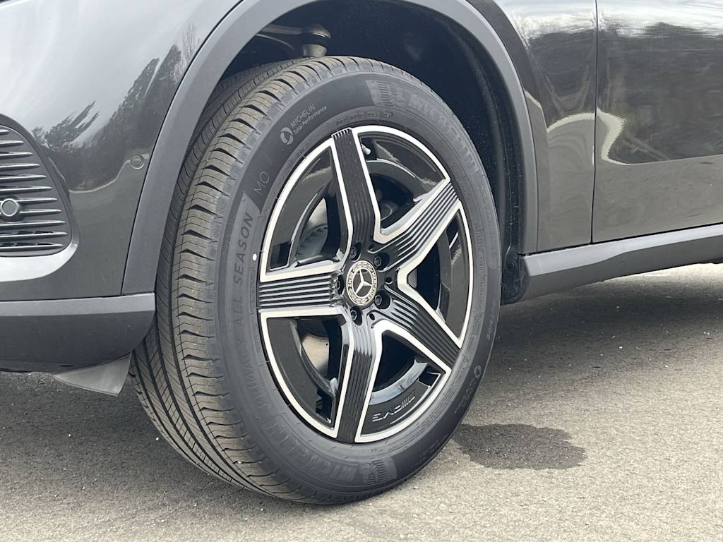 Thumbnail: 2026 Mercedes-Benz GLC - 8