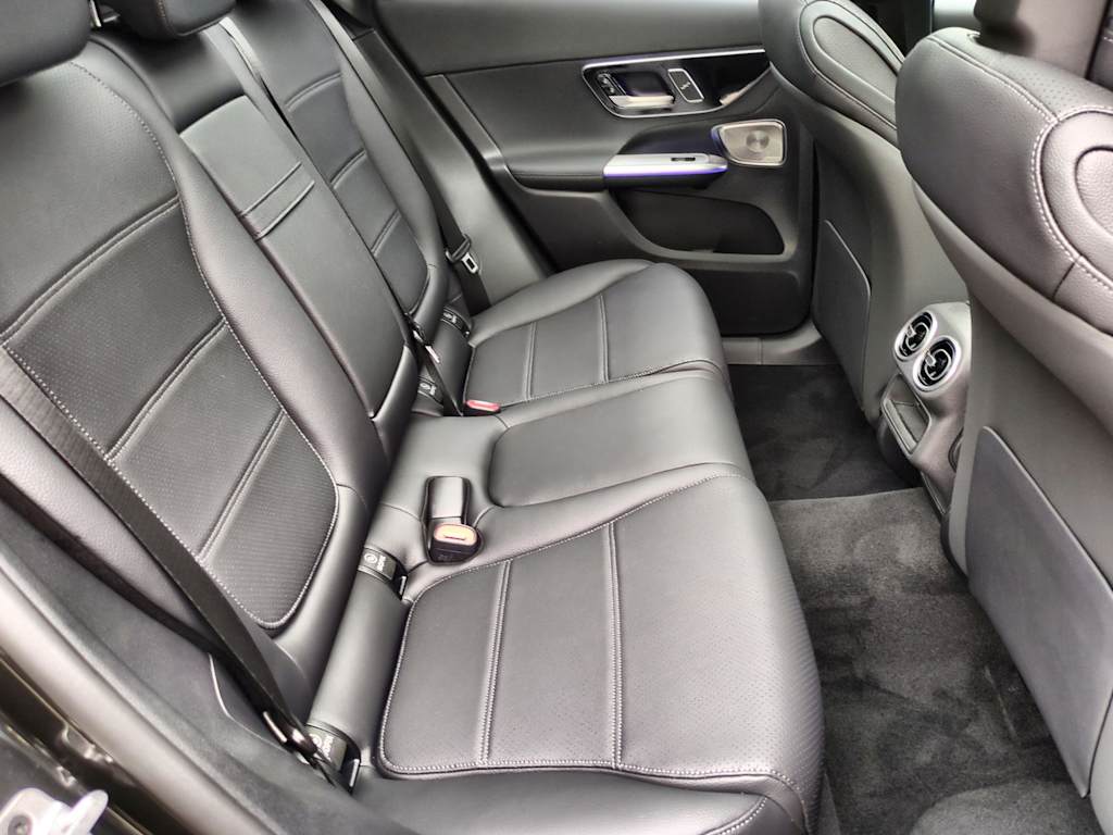 Thumbnail: 2025 Mercedes-Benz GLC - 29