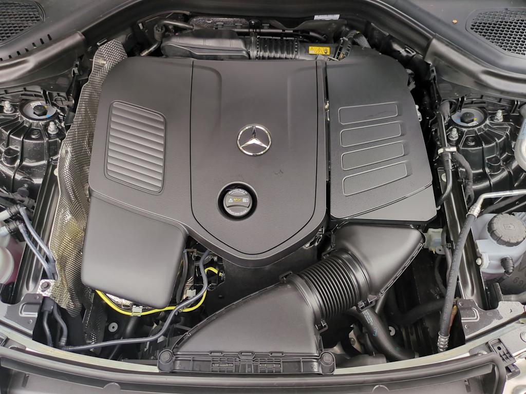 Thumbnail: 2025 Mercedes-Benz GLC - 9