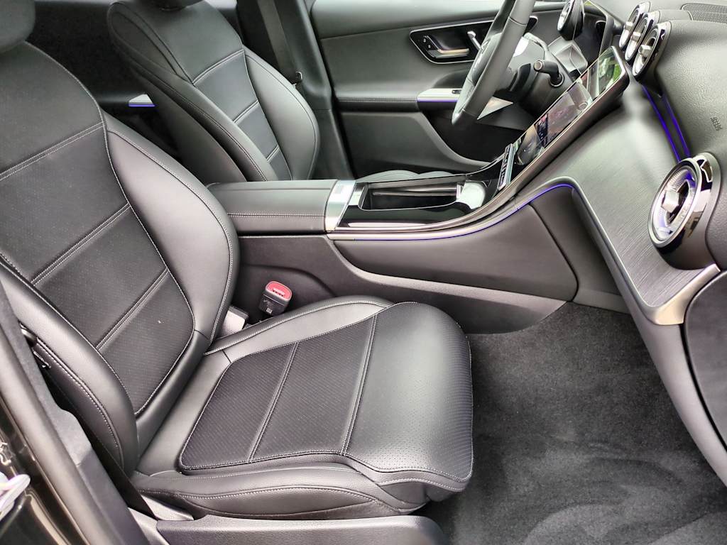 Thumbnail: 2025 Mercedes-Benz GLC - 12