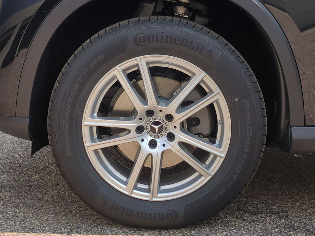 Thumbnail: 2025 Mercedes-Benz GLC - 8