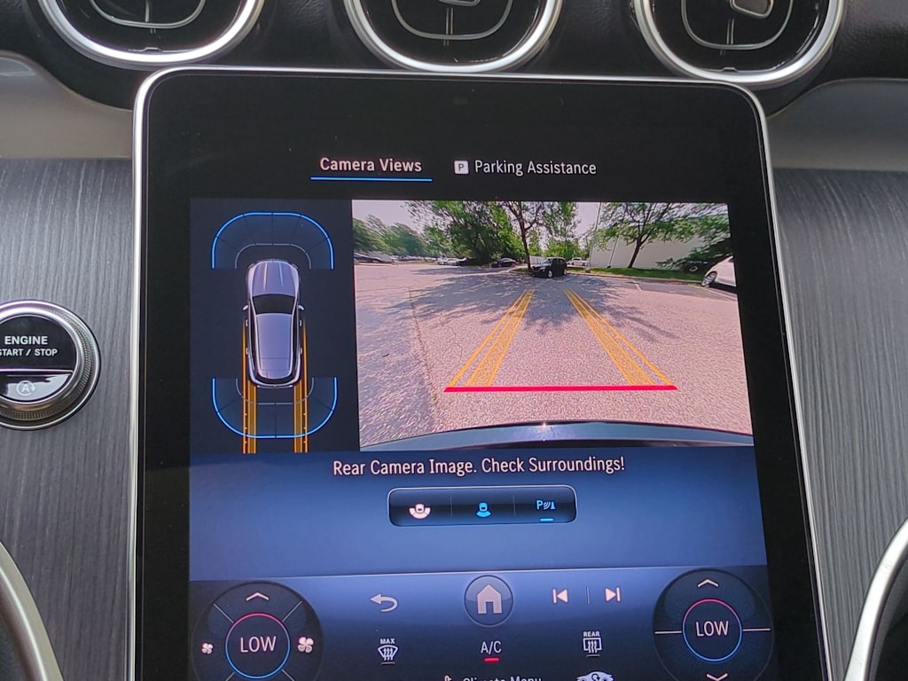 Thumbnail: 2025 Mercedes-Benz GLC - 36