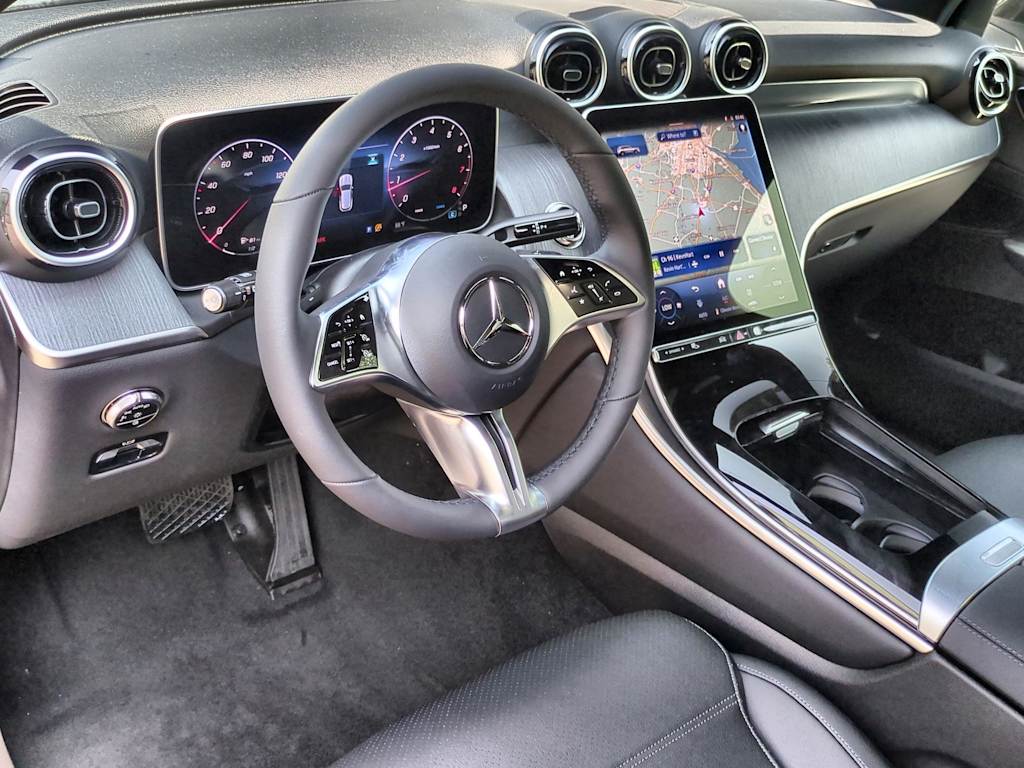 Thumbnail: 2025 Mercedes-Benz GLC - 2