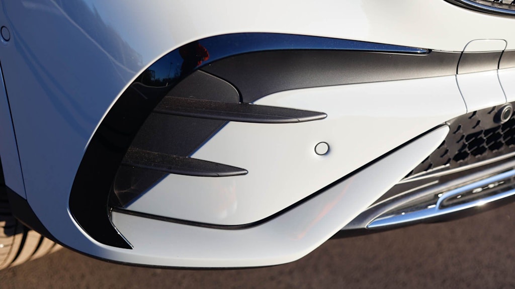 Thumbnail: 2026 Mercedes-Benz GLC - 23
