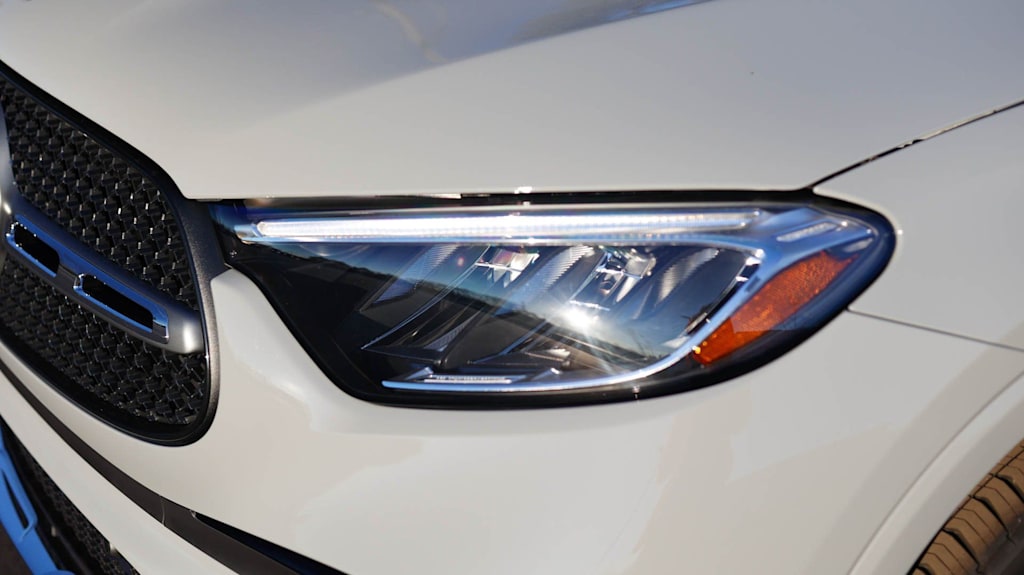 Thumbnail: 2026 Mercedes-Benz GLC - 20