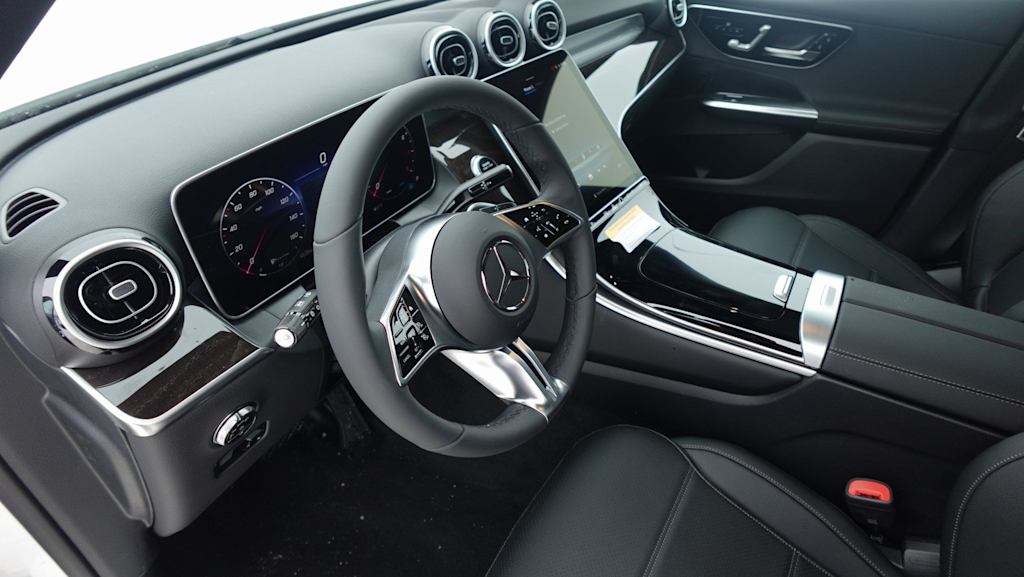 Thumbnail: 2026 Mercedes-Benz GLC - 13