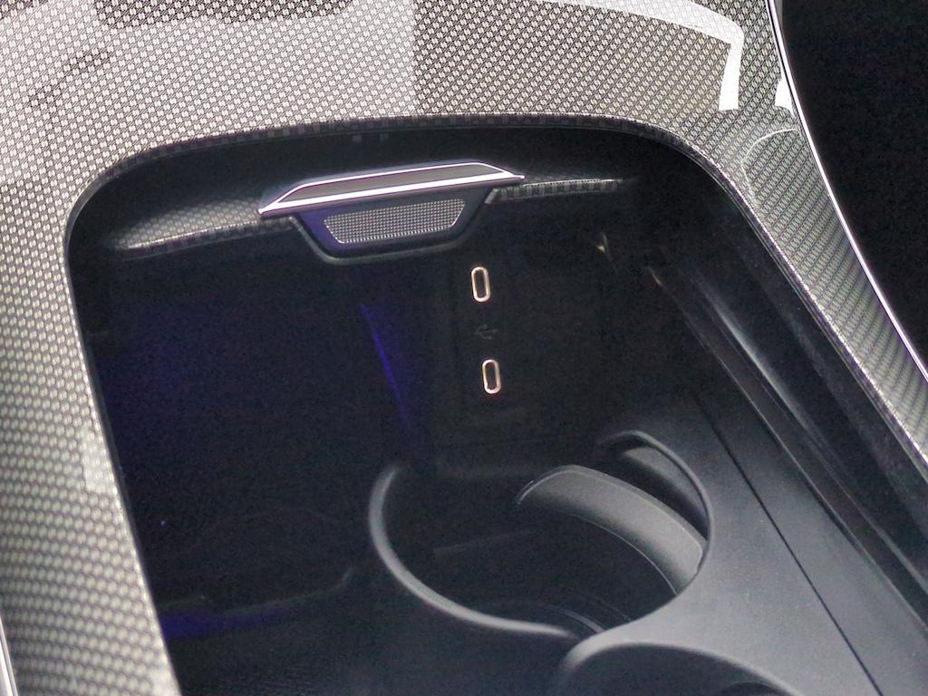 2025 Mercedes-Benz GLC 43 AMG 35