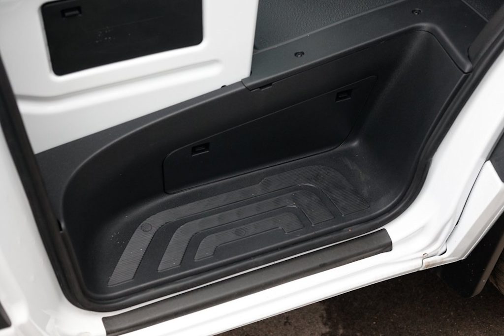 Thumbnail: 2025 Mercedes-Benz Sprinter - 29