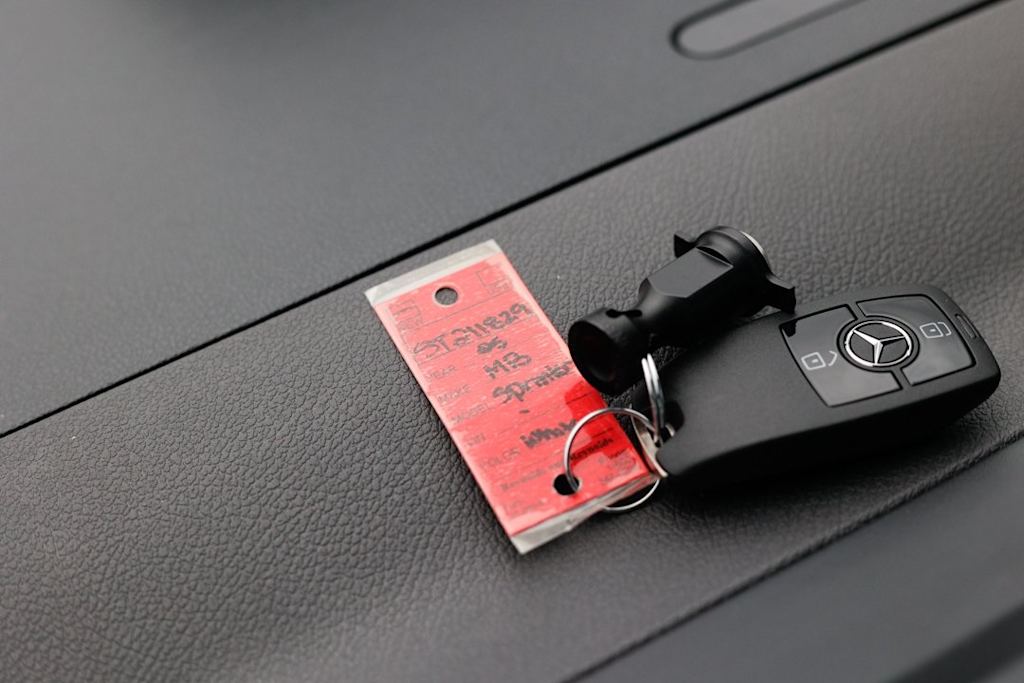 Thumbnail: 2025 Mercedes-Benz Sprinter - 13