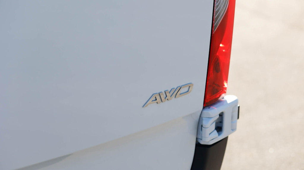 Thumbnail: 2025 Mercedes-Benz Sprinter - 16