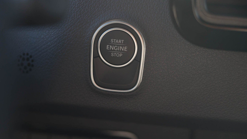 Thumbnail: 2025 Mercedes-Benz Sprinter - 18