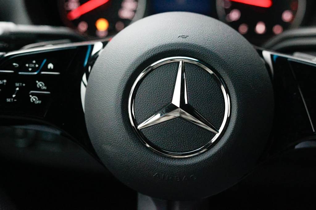 Thumbnail: 2025 Mercedes-Benz Sprinter - 24