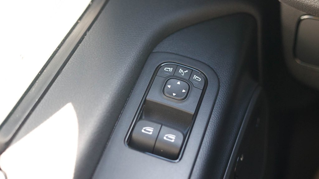 Thumbnail: 2025 Mercedes-Benz Sprinter - 35