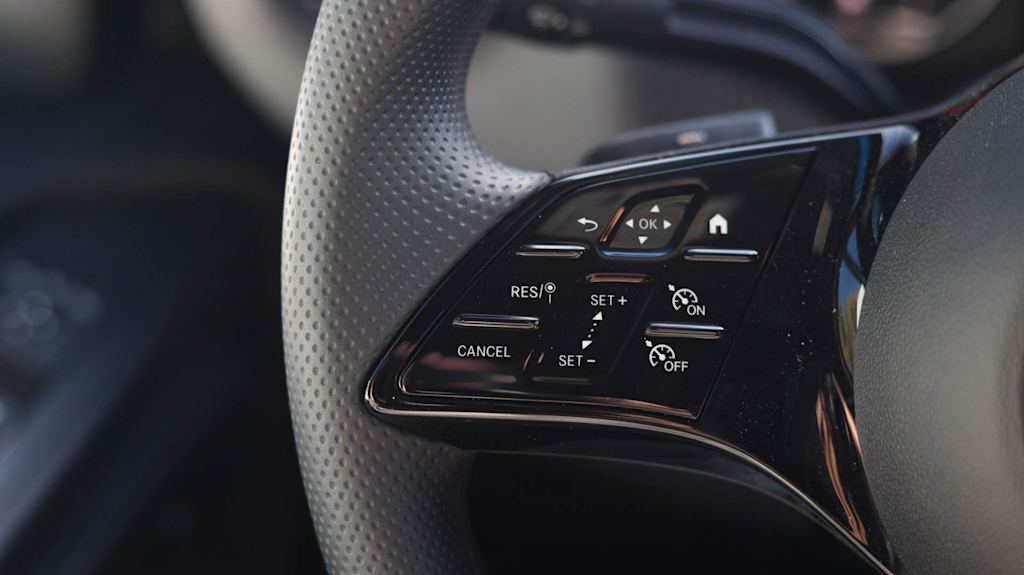 Thumbnail: 2025 Mercedes-Benz Sprinter - 31