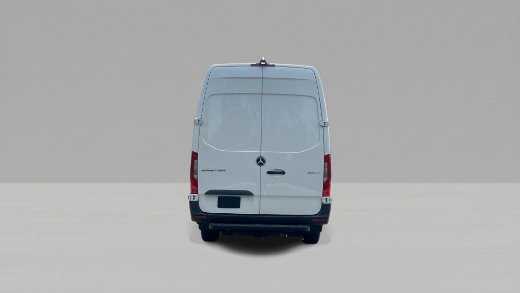 Thumbnail: 2024 Mercedes-Benz Sprinter - 7