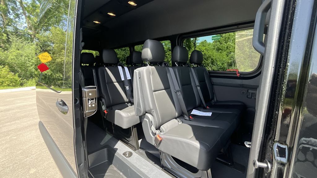 Thumbnail: 2026 Mercedes-Benz Sprinter - 13