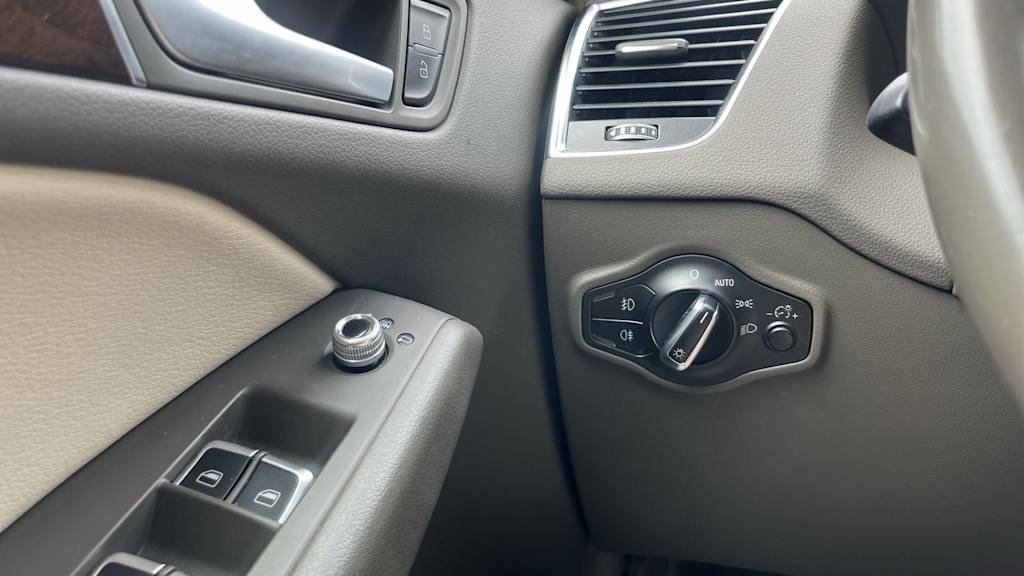 Thumbnail: 2015 Audi Q5 - 47