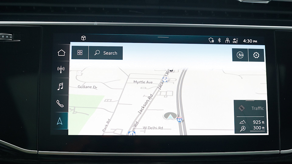 Thumbnail: 2023 Audi Q8 - 13