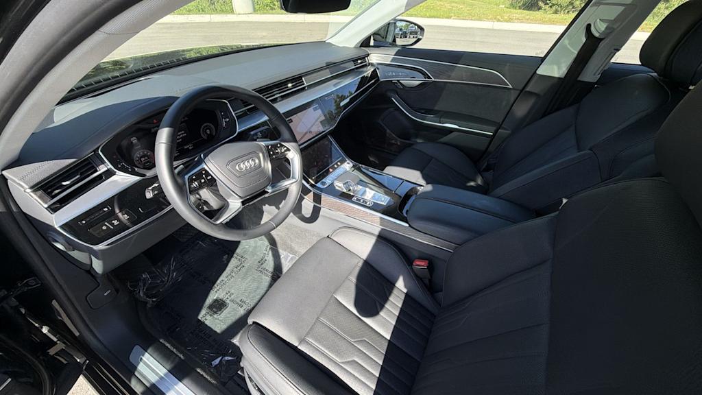 Thumbnail: 2023 Audi A8 - 10