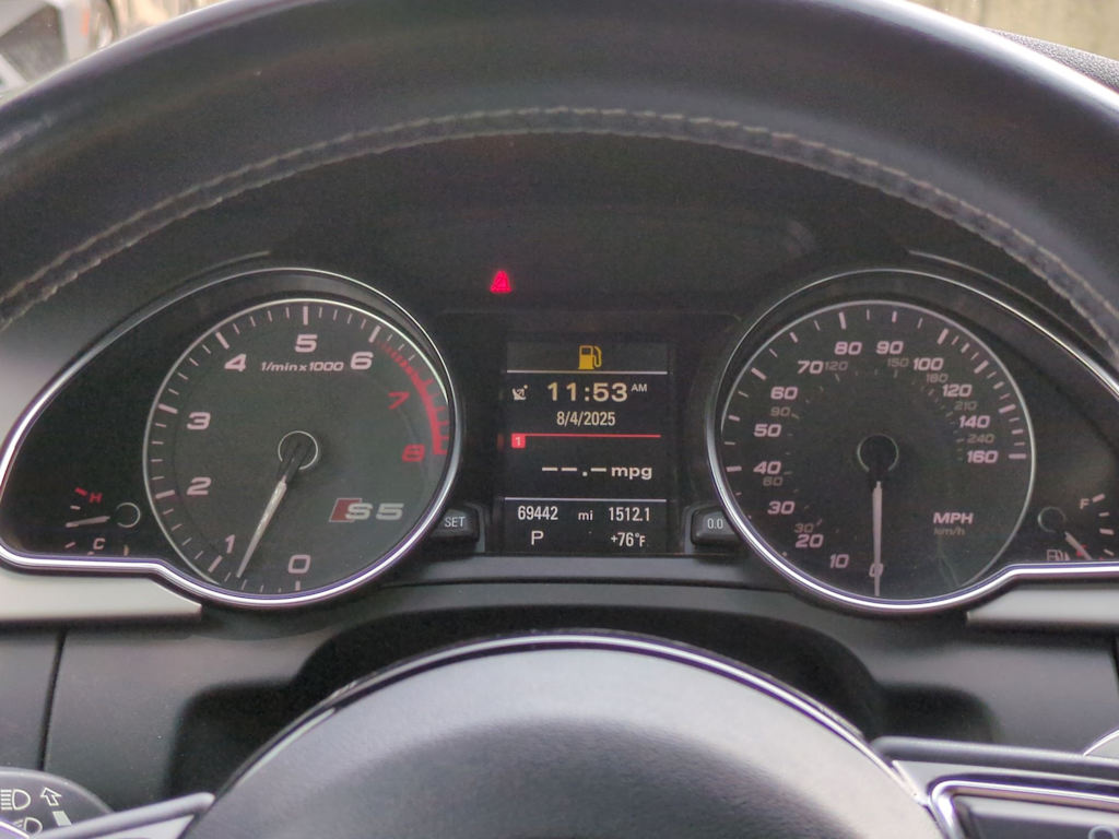 Thumbnail: 2013 Audi S5 - 17