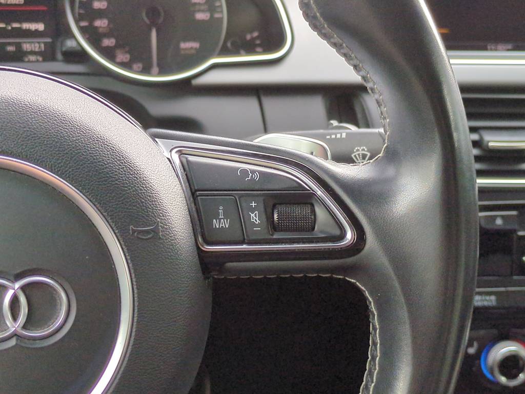 Thumbnail: 2013 Audi S5 - 31