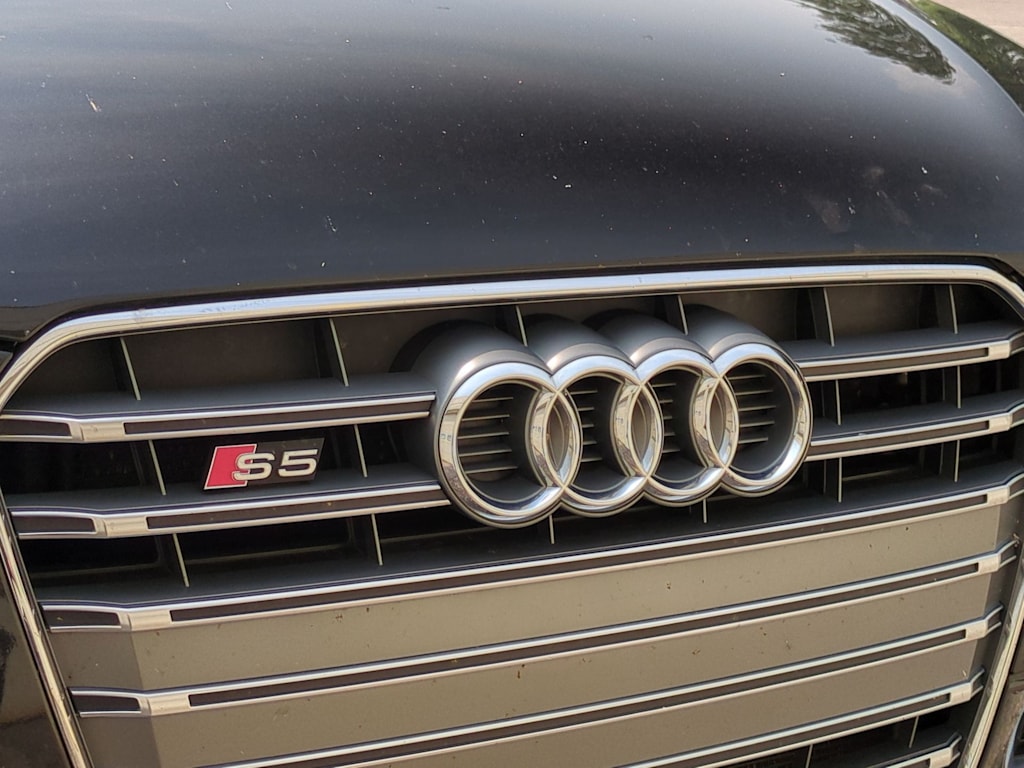 Thumbnail: 2013 Audi S5 - 26