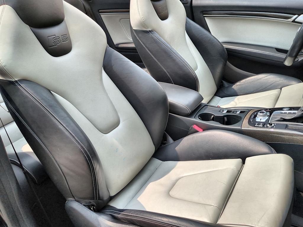 Thumbnail: 2013 Audi S5 - 29
