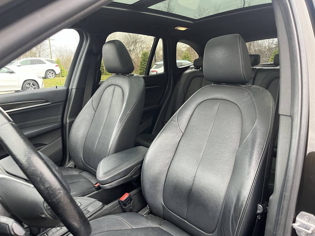 Thumbnail: 2018 BMW X1 - 35