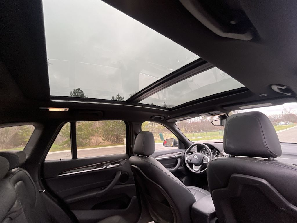 Thumbnail: 2018 BMW X1 - 41