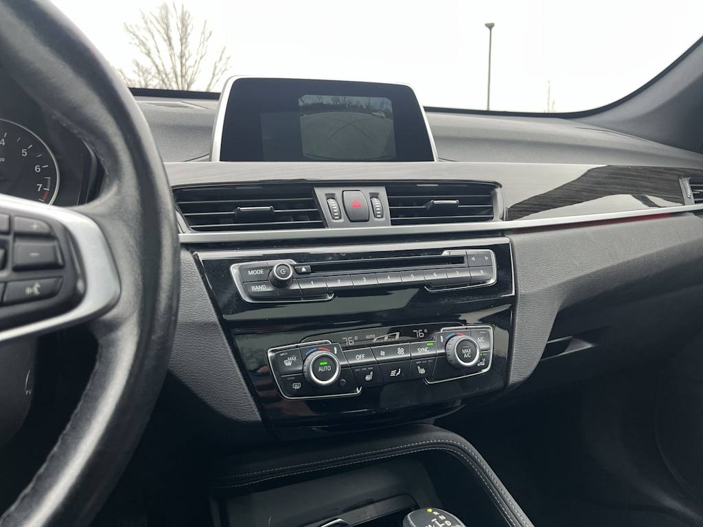 Thumbnail: 2018 BMW X1 - 15