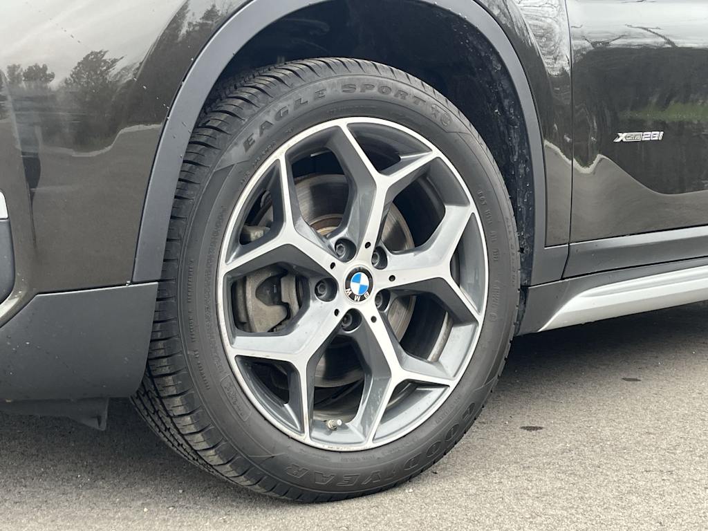 Thumbnail: 2018 BMW X1 - 8