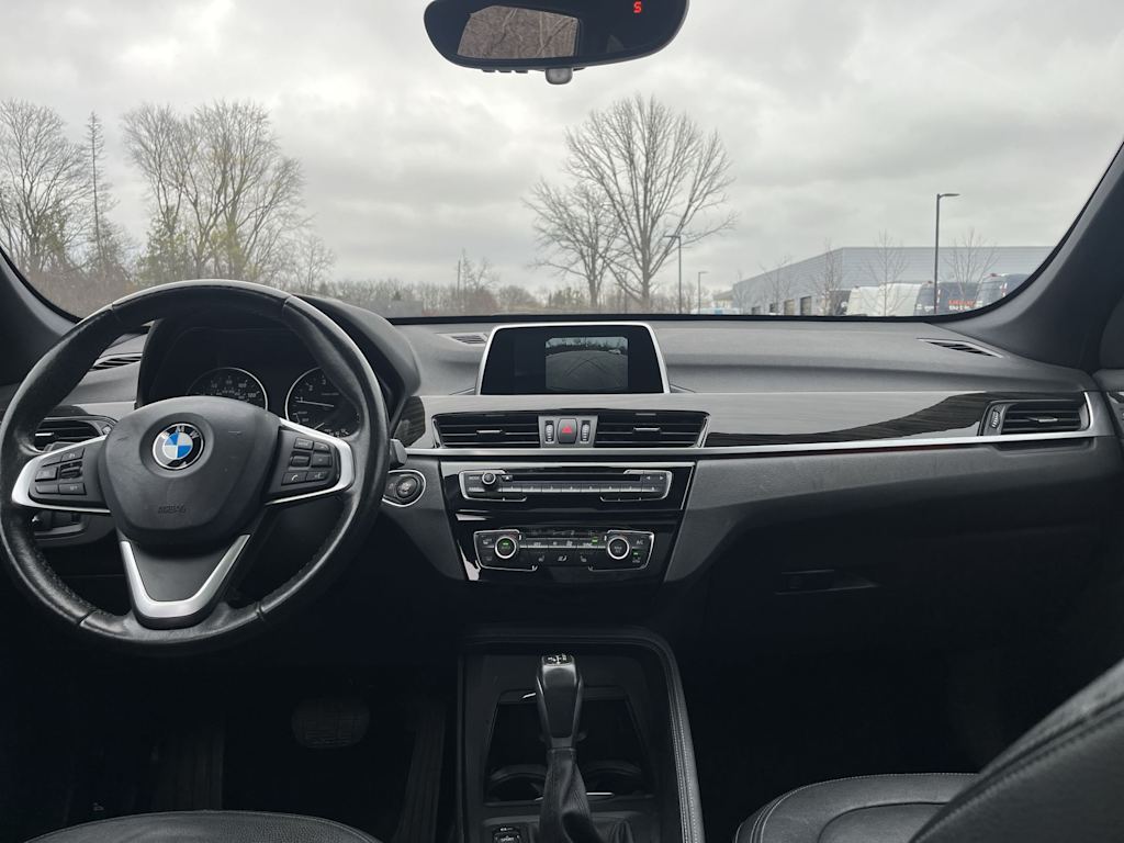 Thumbnail: 2018 BMW X1 - 10