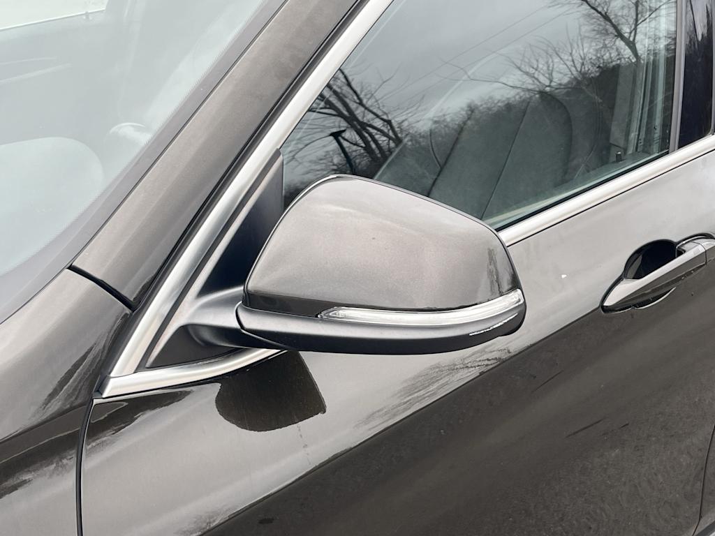 Thumbnail: 2018 BMW X1 - 26