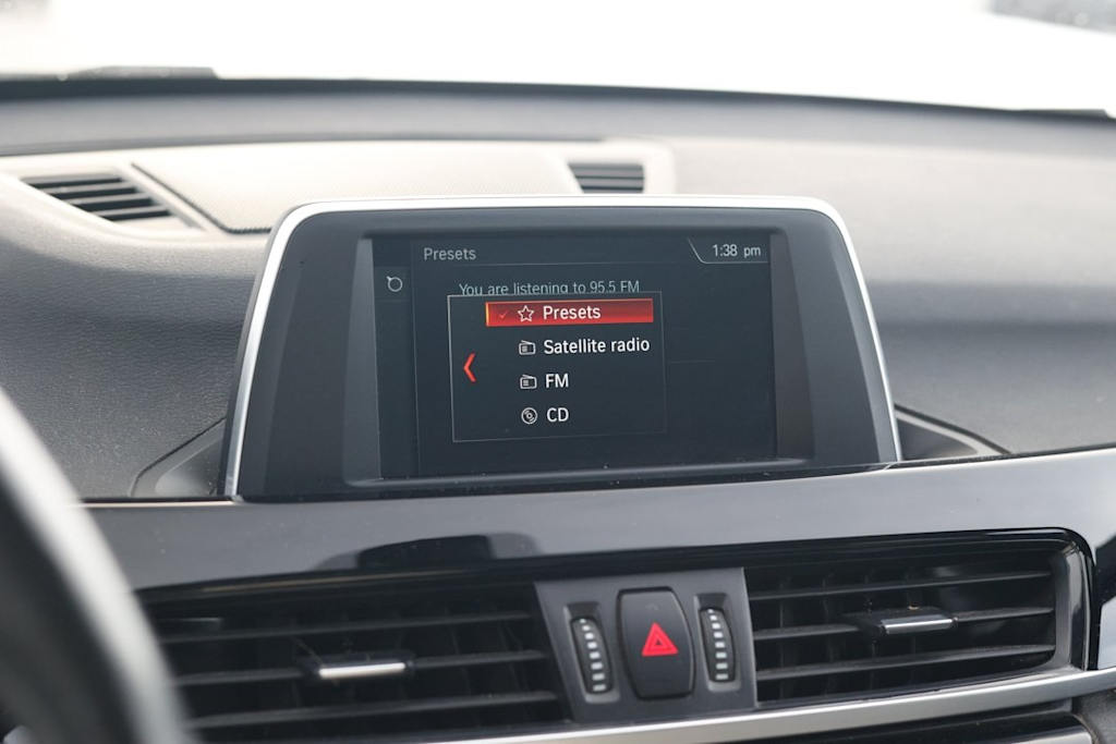 Thumbnail: 2018 BMW X1 - 30