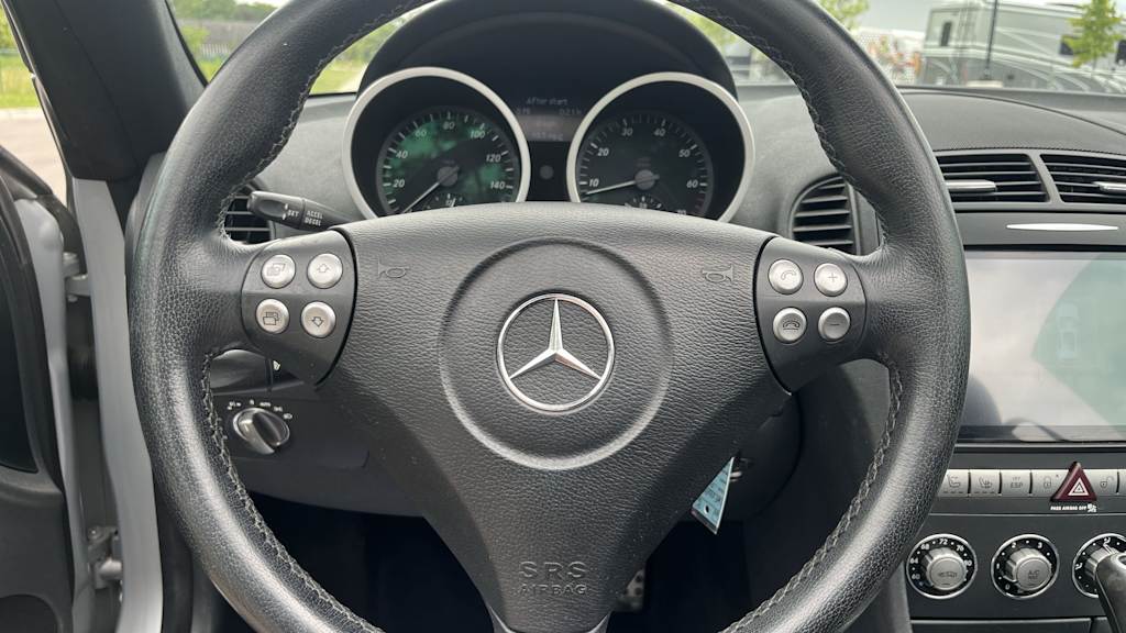 Thumbnail: 2006 Mercedes-Benz SLK - 10