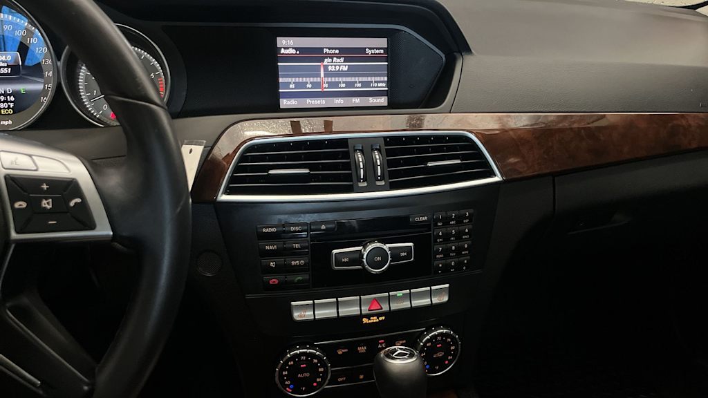 Thumbnail: 2013 Mercedes-Benz C-Class - 15