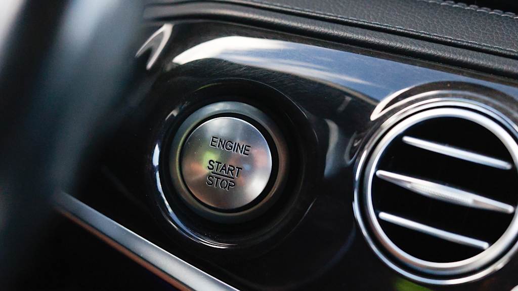 Thumbnail: 2017 Mercedes-Benz S-Class - 31