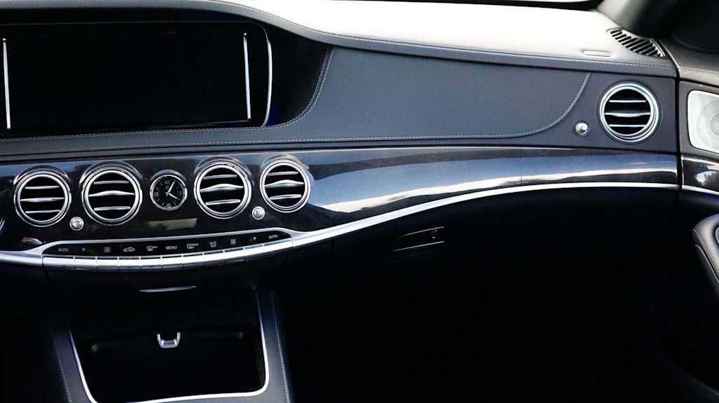 Thumbnail: 2017 Mercedes-Benz S-Class - 33