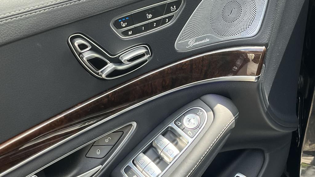 Thumbnail: 2018 Mercedes-Benz S-Class - 36