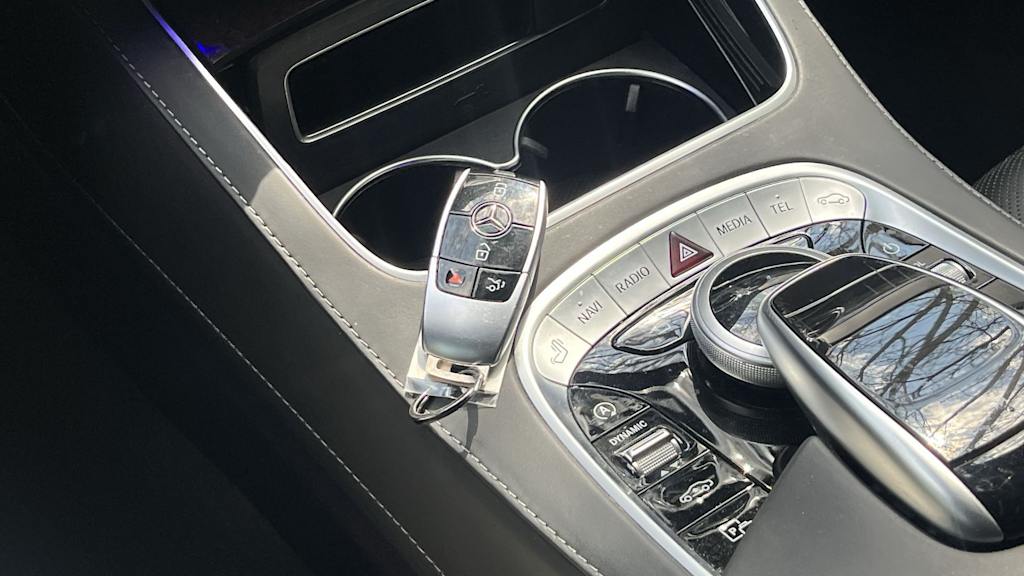 Thumbnail: 2018 Mercedes-Benz S-Class - 54