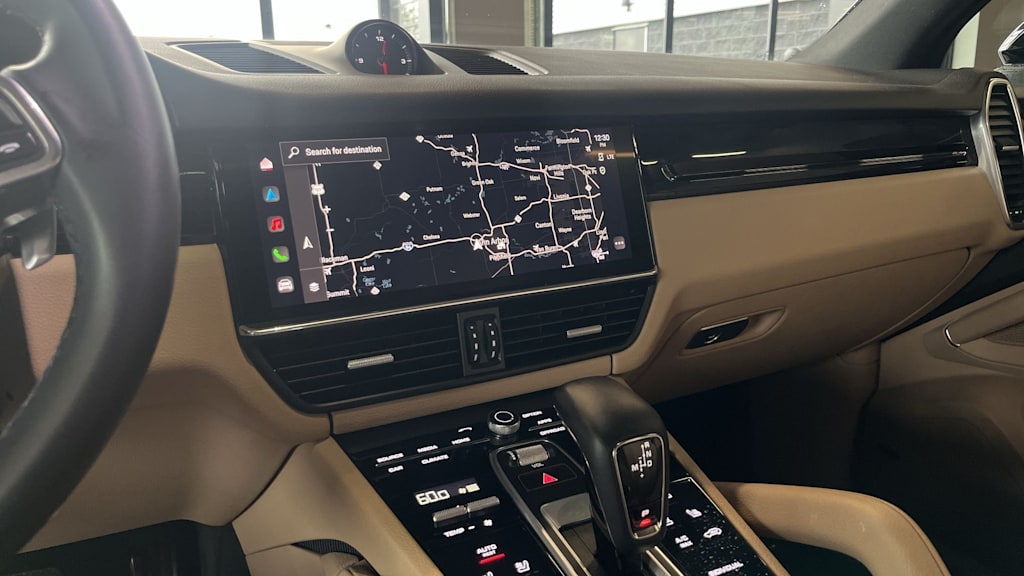 Thumbnail: 2023 Porsche Cayenne - 16
