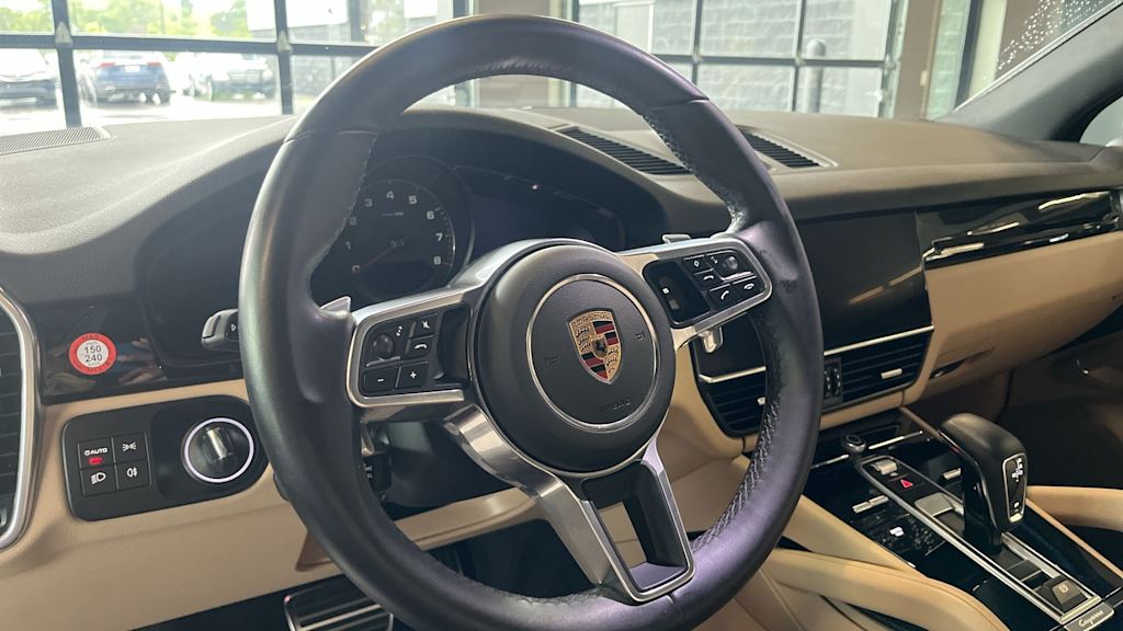 Thumbnail: 2023 Porsche Cayenne - 39