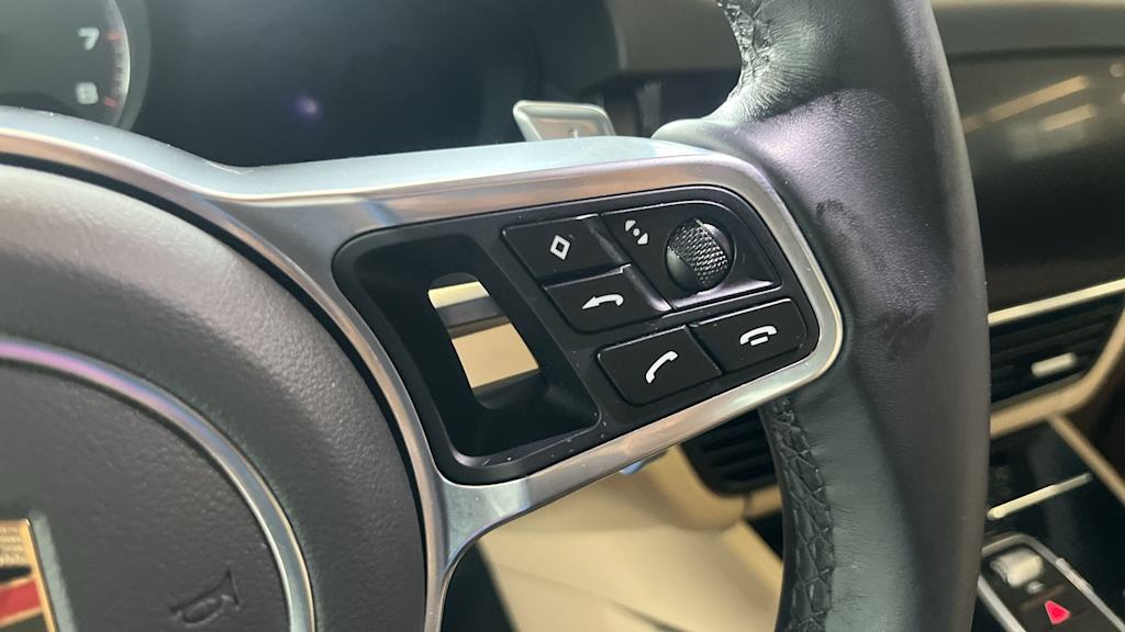 Thumbnail: 2023 Porsche Cayenne - 40